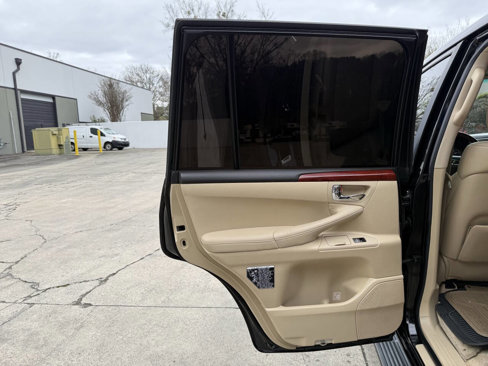 Used 2009 Lexus LX 570 4WD image 44