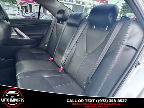 Used 2009 Toyota Camry LE image 16