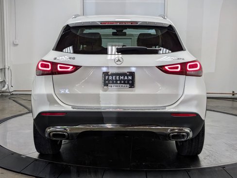 Used 2022 Mercedes-Benz GLA 250 4MATIC w/ Premium Package image 7