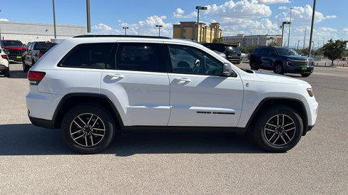 Used 2019 Jeep Grand Cherokee Trailhawk image 9