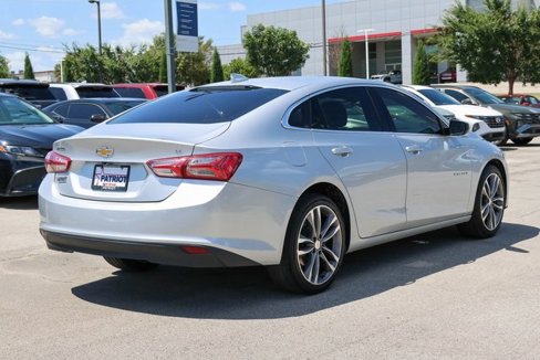 Used 2022 Chevrolet Malibu LT image 3