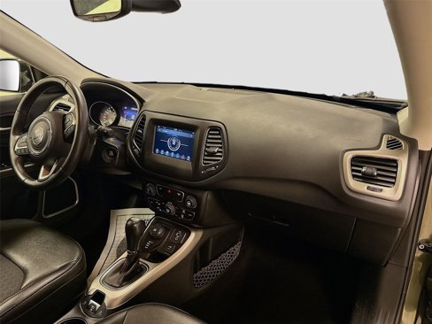 Used 2019 Jeep Compass Latitude w/ Popular Equipment Group image 28