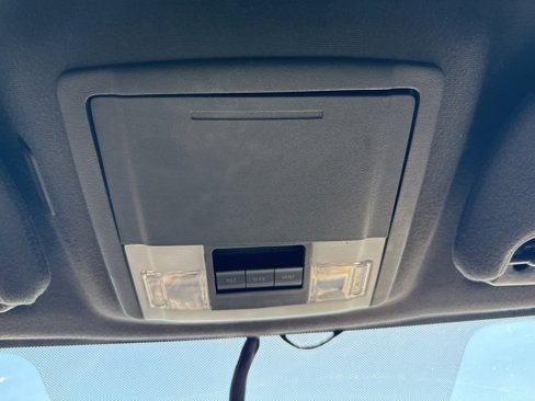 Used 2013 Ford Expedition Limited image 21