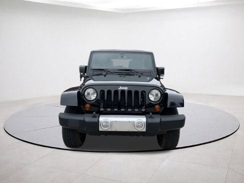 Used 2013 Jeep Wrangler Unlimited Sahara w/ Dual Top Group image 2