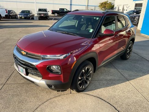 Used 2022 Chevrolet TrailBlazer LT w/ Driver Confidence Package image 4