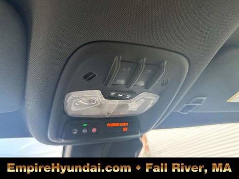 Used 2022 Chevrolet TrailBlazer RS w/ Sun and Liftgate Package image 30