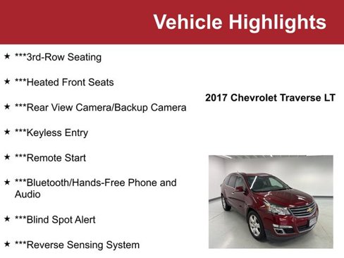 Used 2017 Chevrolet Traverse LT w/ Style and Technology Package image 2