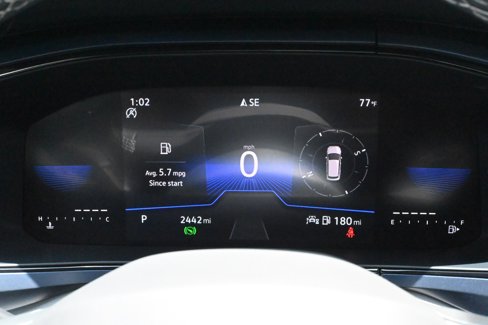Used 2024 Volkswagen Taos SE w/ Panoramic Sunroof Package image 20