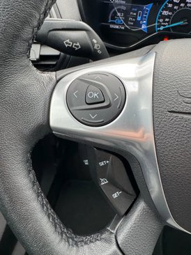 Used 2017 Ford C-MAX Energi SE w/ Cold Weather Package image 38