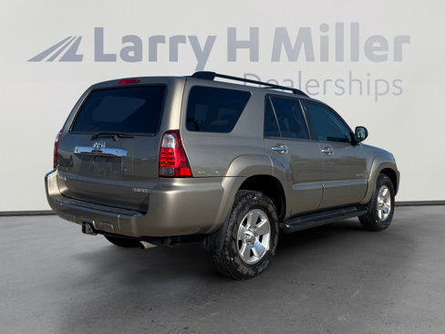 Used 2007 Toyota 4Runner SR5 image 5