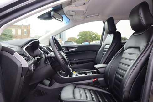 Used 2020 Ford Edge SEL w/ Convenience Package image 5