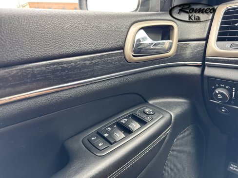Used 2014 Jeep Grand Cherokee Limited image 26