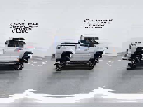 Used 2023 Toyota Tacoma TRD Off-Road image 9