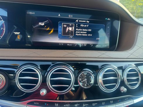 Used 2020 Mercedes-Benz S 560 4MATIC Sedan image 11