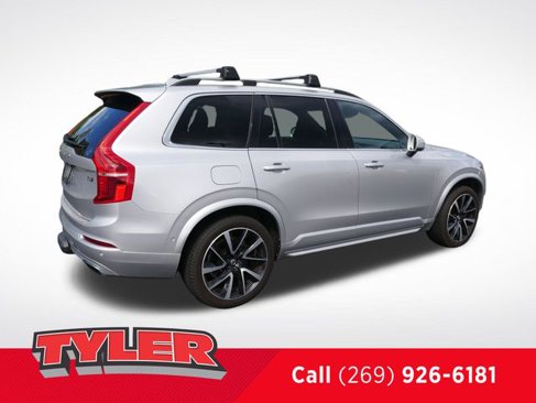 Used 2018 Volvo XC90 T6 Momentum w/ Convenience Package image 8