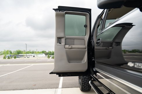 Used 2004 Chevrolet Silverado 2500 LS w/ Skid Plate Package image 32