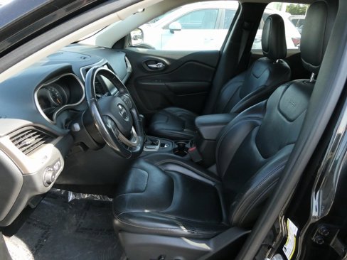 Used 2016 Jeep Cherokee Limited image 31