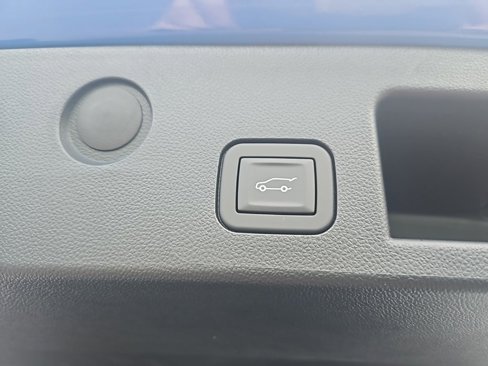 New 2026 Chevrolet Equinox ACTIV w/ Safety and Technology Package image 20