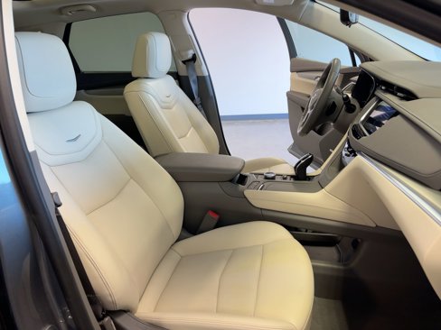 Used 2022 Cadillac XT5 Premium Luxury w/ Technology Package image 31
