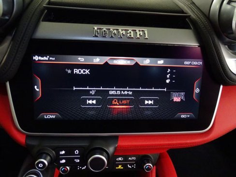 Used 2019 Ferrari GTC4Lusso image 22