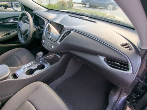 Used 2023 Chevrolet Malibu LT image 40