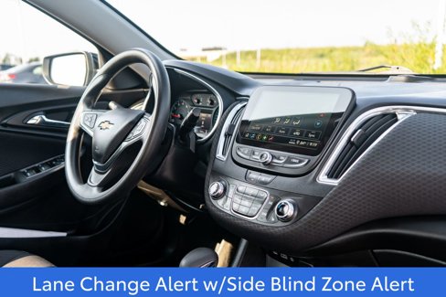 Used 2021 Chevrolet Malibu LT image 11