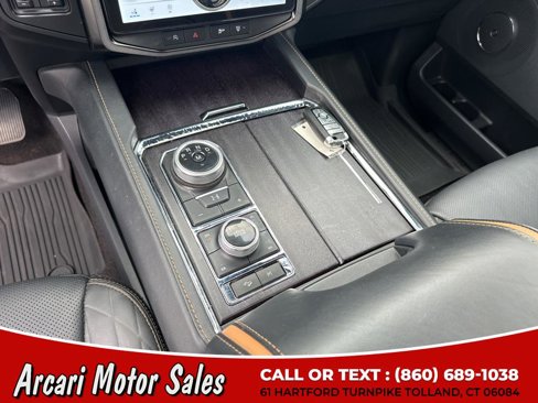 Used 2023 Ford Expedition Platinum image 21