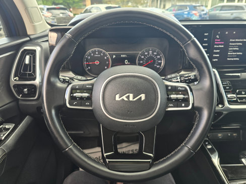 Used 2022 Kia Sorento SX image 6