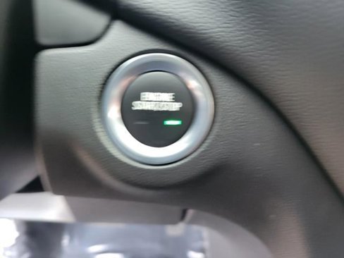 Used 2023 Chevrolet Equinox LT image 22