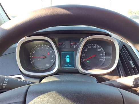 Used 2017 Chevrolet Equinox LS image 14