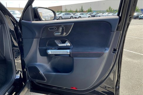 Certified 2024 Mercedes-Benz GLB 250 4MATIC image 16