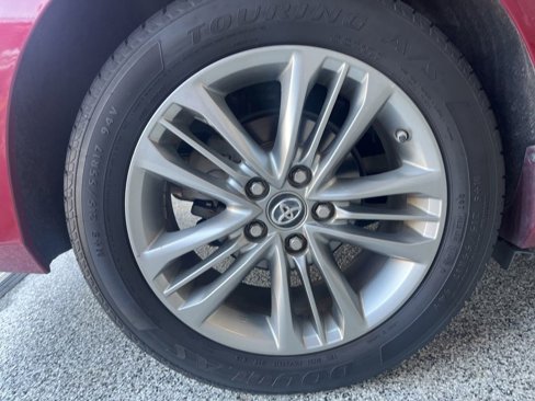 Used 2017 Toyota Camry SE image 34