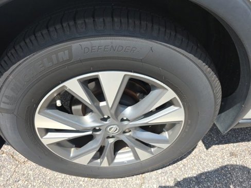 Used 2018 Nissan Murano SL w/ Moonroof Package image 39