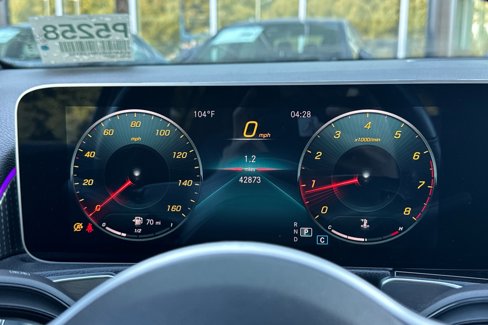 Certified 2021 Mercedes-Benz GLB 250 4MATIC image 24