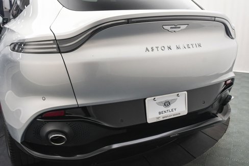 Used 2021 Aston Martin DBX image 22