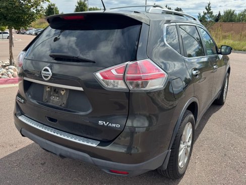 Used 2015 Nissan Rogue SV image 6
