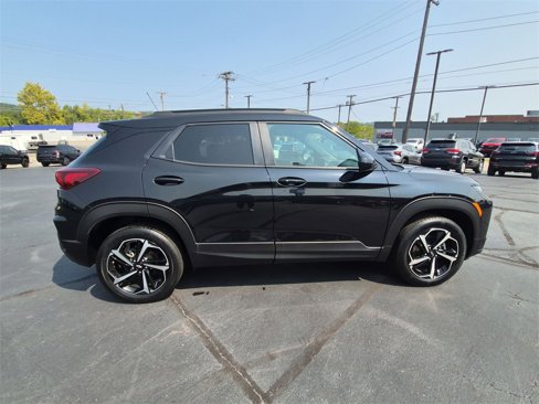 Used 2022 Chevrolet TrailBlazer RS w/ Sun and Liftgate Package image 16