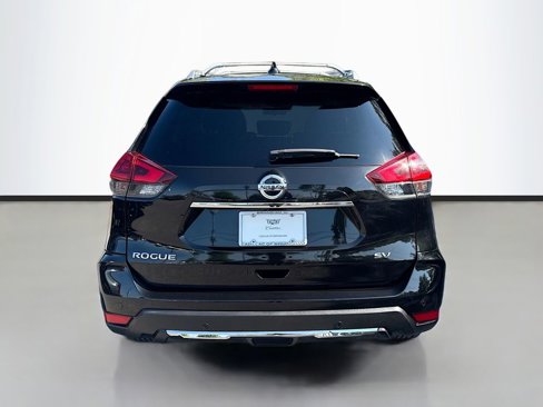 Used 2020 Nissan Rogue SV w/ Sun & Sound Touring Package image 6