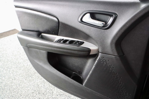 Used 2020 Dodge Journey SE w/ SE Popular Equipment Group image 20