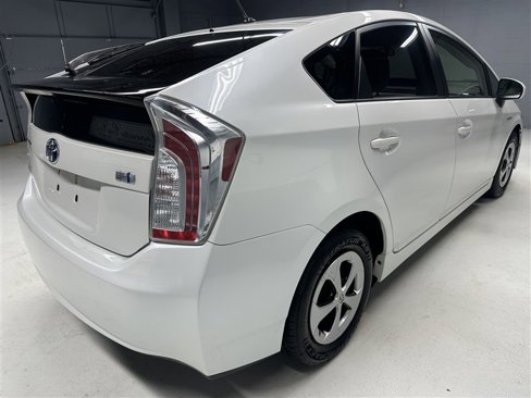 Used 2014 Toyota Prius Two image 7