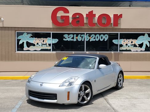 Used 2006 Nissan 350Z Touring image 2