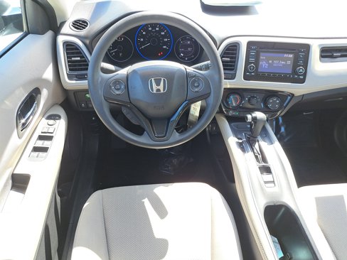 Used 2016 Honda HR-V LX image 11