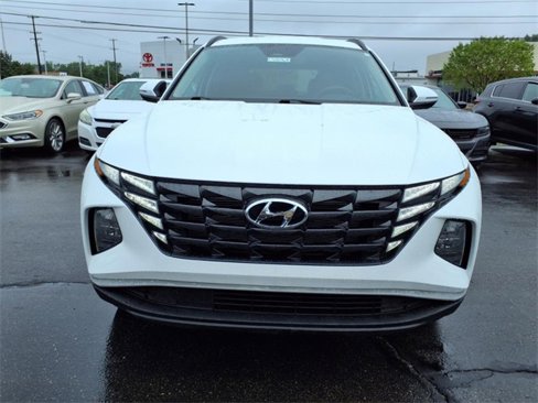 Used 2023 Hyundai Tucson SEL w/ Cargo Package image 2
