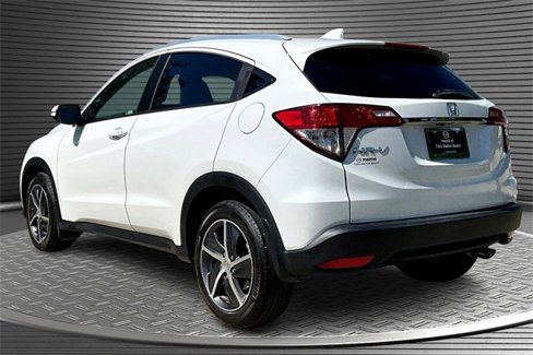 Used 2021 Honda HR-V EX-L image 4