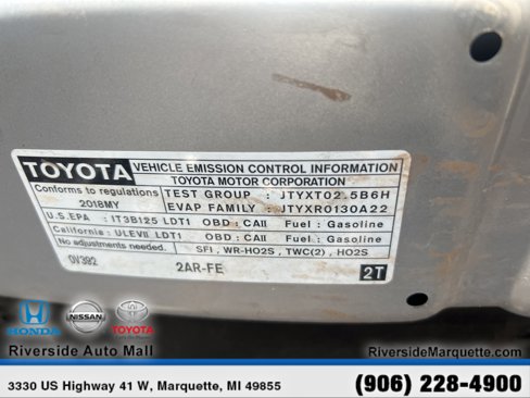Used 2018 Toyota RAV4 LE image 14