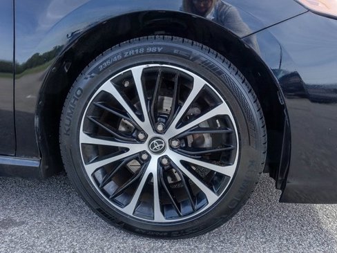 Used 2019 Toyota Camry SE image 19