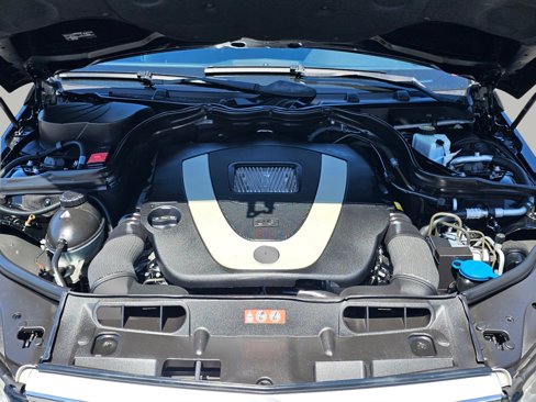 Used 2010 Mercedes-Benz C 300 4MATIC Sedan image 21