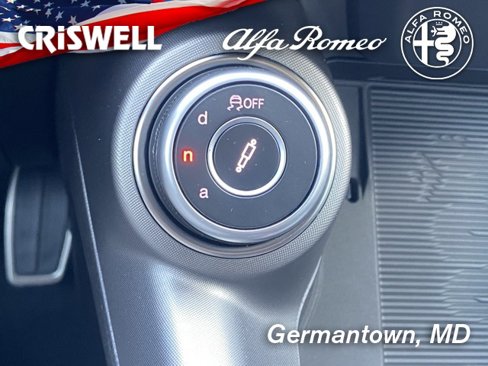 New 2025 Alfa Romeo Tonale w/ Premium Package image 30