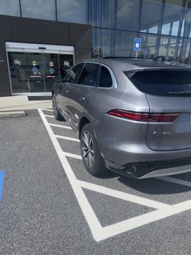 Used 2021 Jaguar F-PACE S image 8
