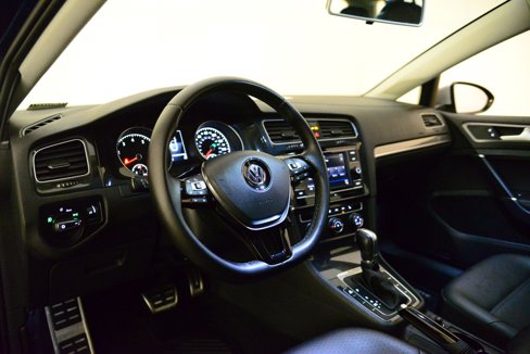 Used 2019 Volkswagen Golf Alltrack S image 27